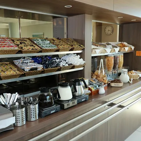 Отель Jean De Luz