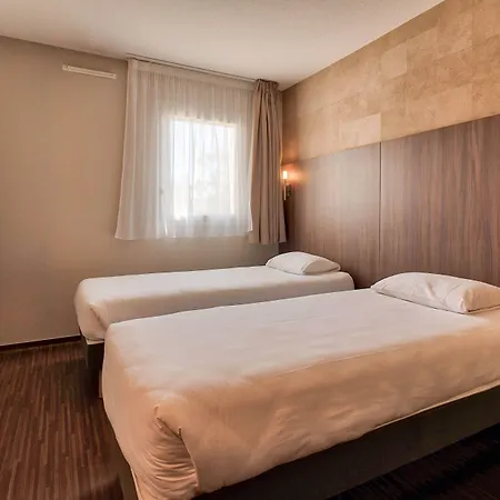 Отель Jean De Luz