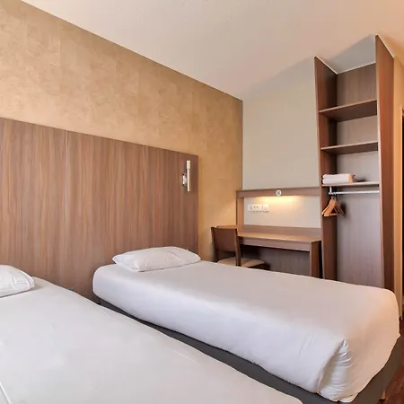 Отель Jean De Luz