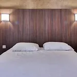 Jean De Luz Hotel