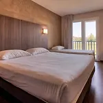 Jean De Luz 2*
