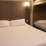 Jean De Luz Hotel 2*