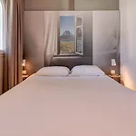 Jean De Luz