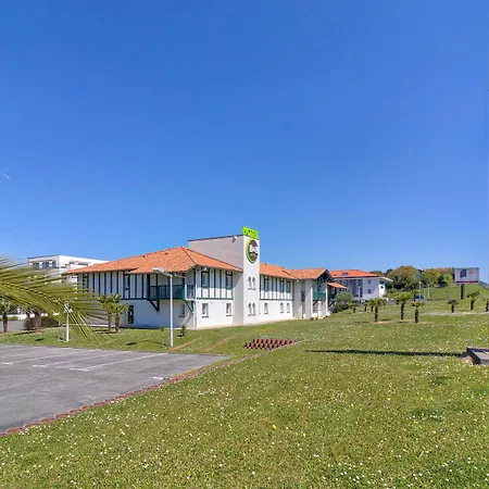 Jean De Luz